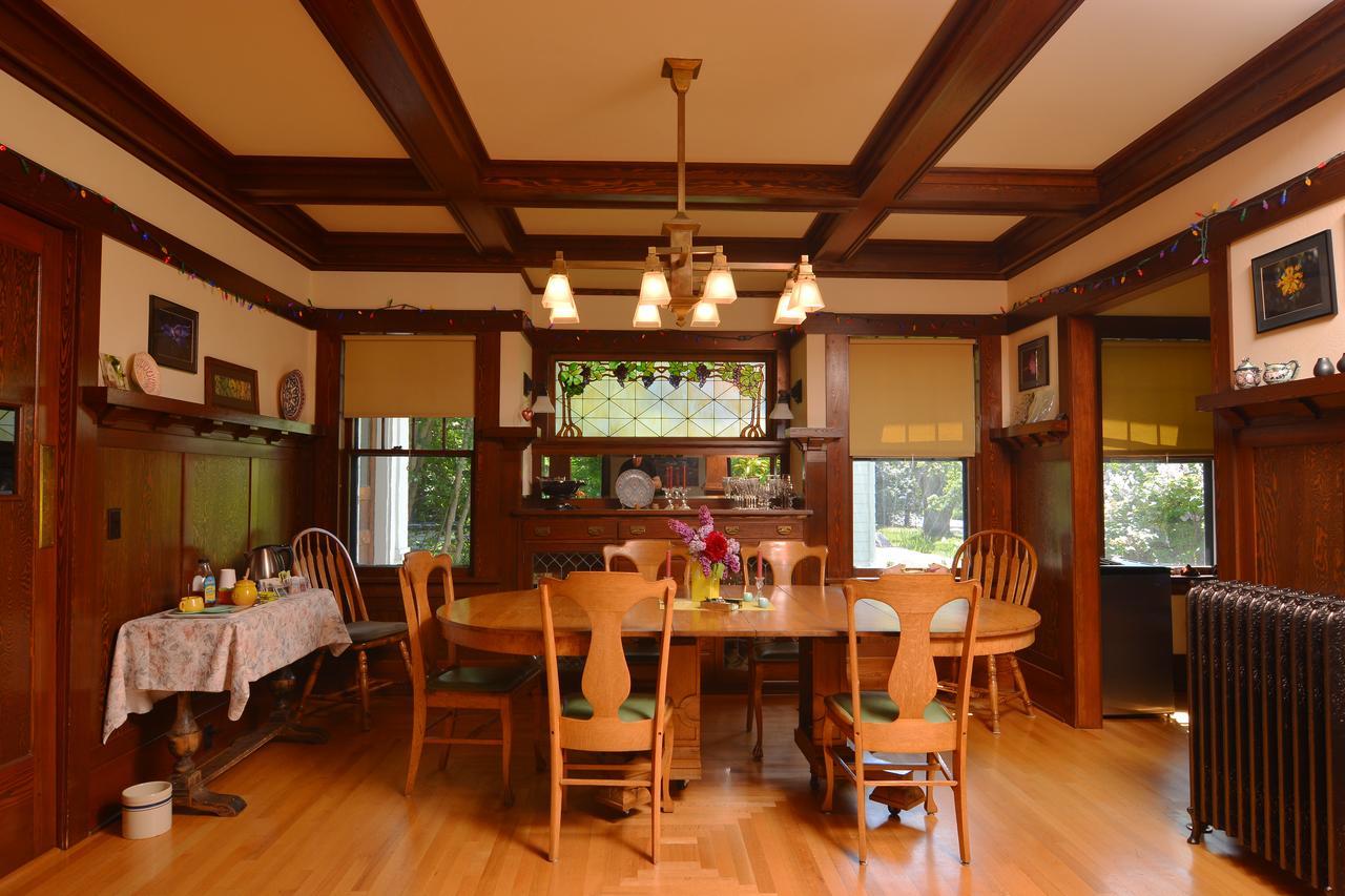 ميسولا Blossom'S Bed And Breakfast المظهر الخارجي الصورة